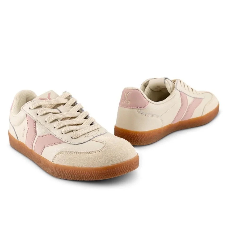 C.O.B. Culture of Brave Fearless sneakers Size 38 Pink Leather Gum Sole retro